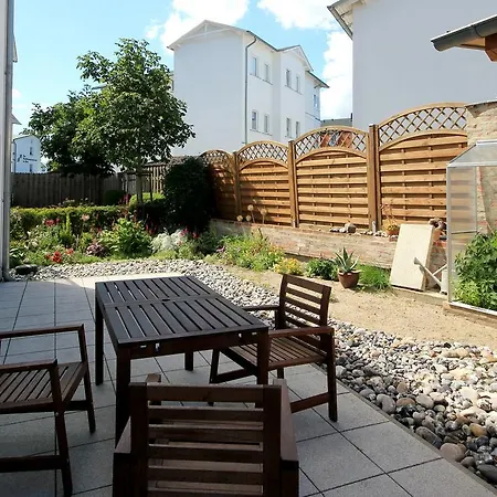 Apartment Haus Putbus By Rujana